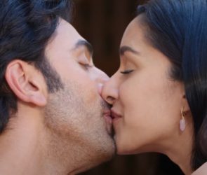 tere pyaar mein song, ranbir kapoor, shraddha kapoor,