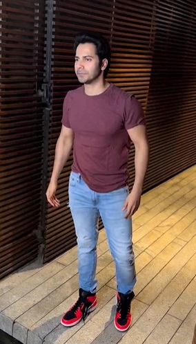 varun-dhawan-looking-dashing-at-varun-sharma-birthday