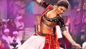 Top Bollywood-inspired Holi fashion looks