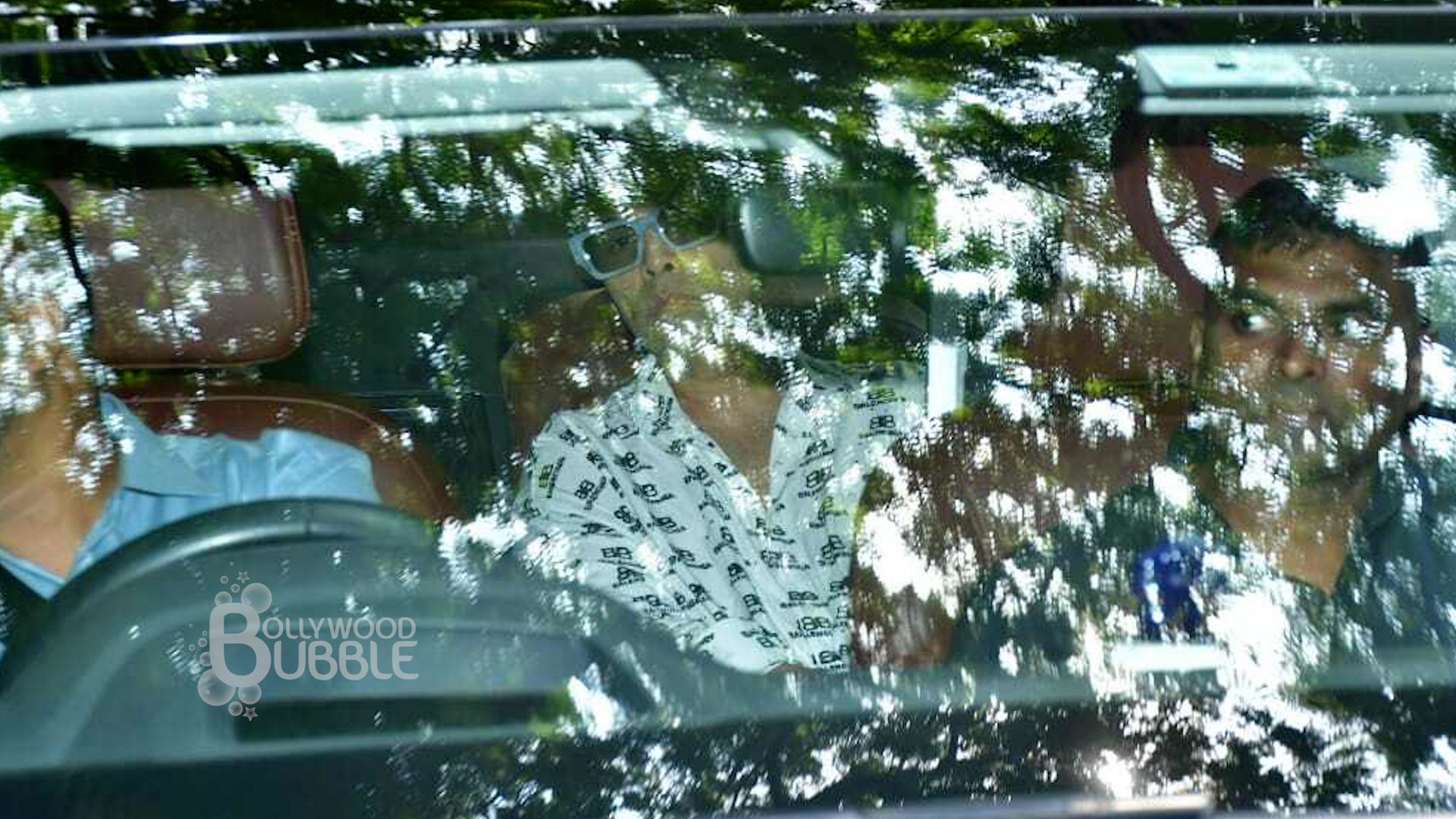 Karan-Johar-at-Aditya-Chopra-house