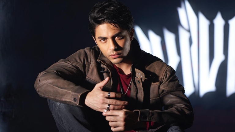 aryan khan, aryan khan debut directorial, shah rukh khan