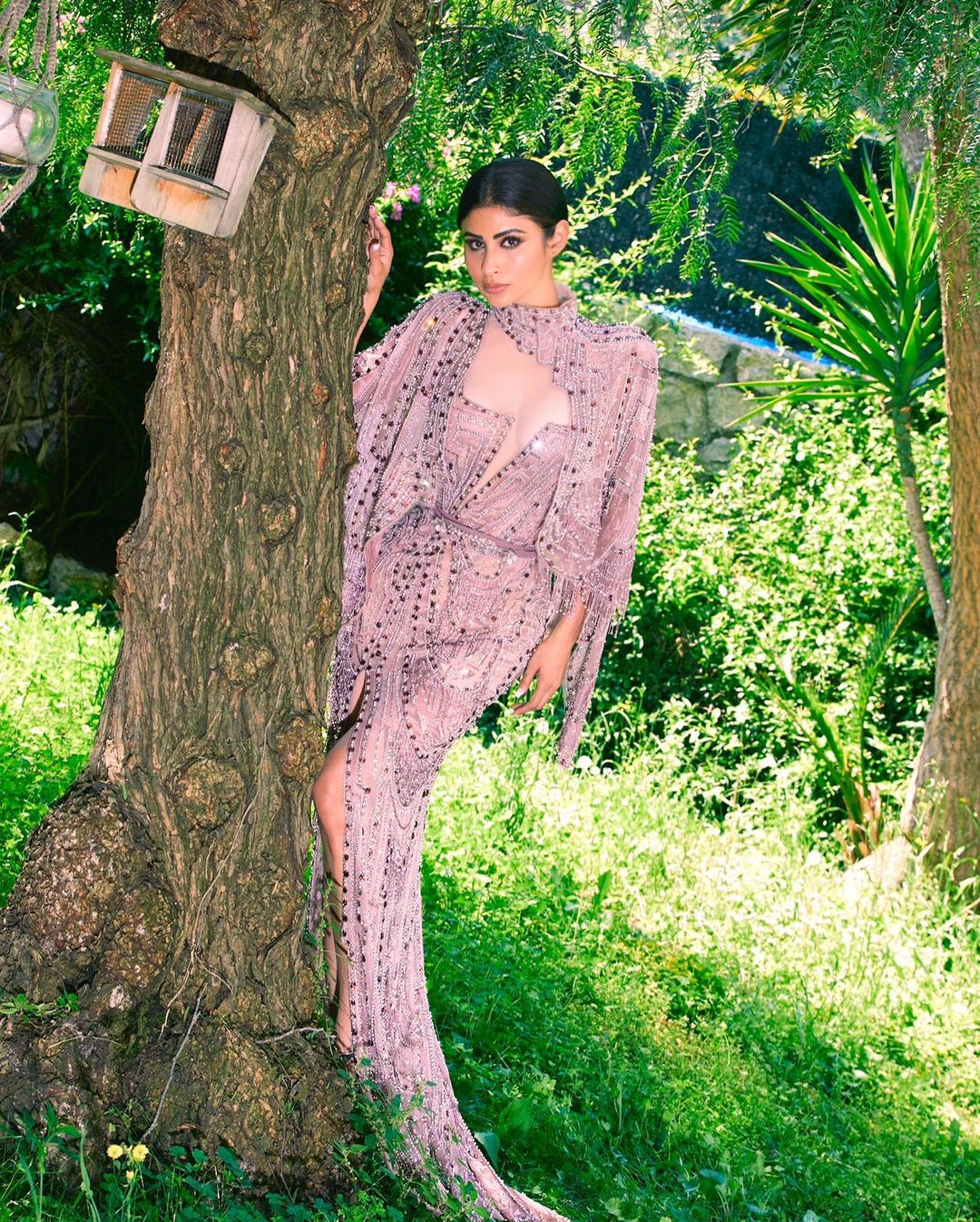 Mouni-roy-cannes-2023-2