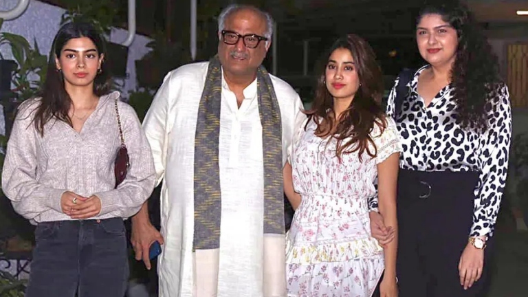 anshula kapoor, janhvi kapoor, boney kapoor, khushi kapoor