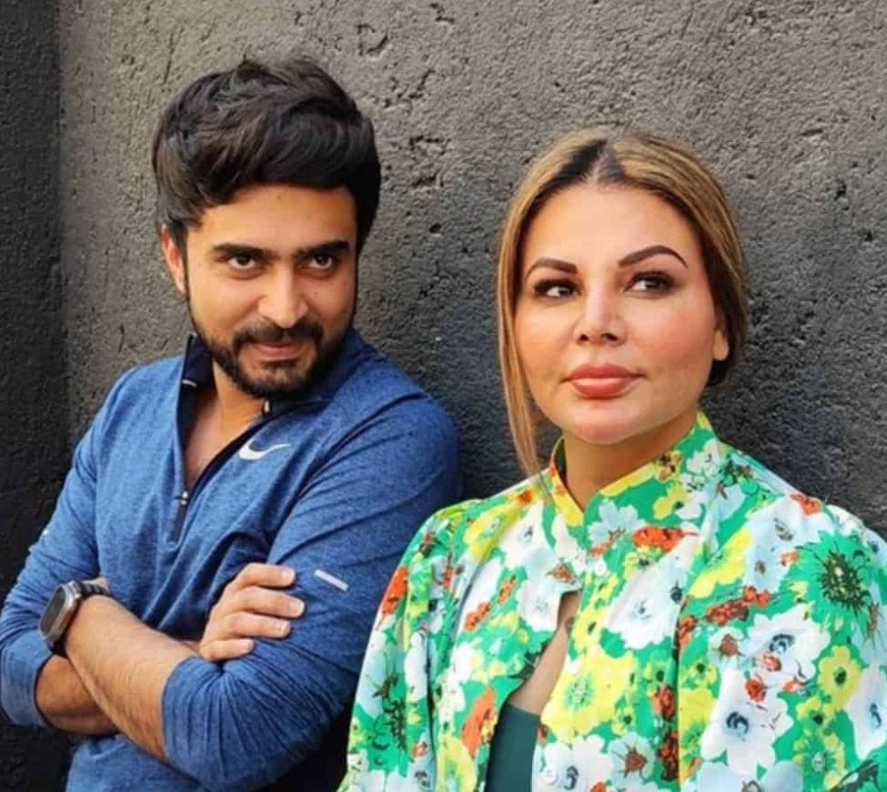 Adil Khan Durrani and Rakhi Sawanr