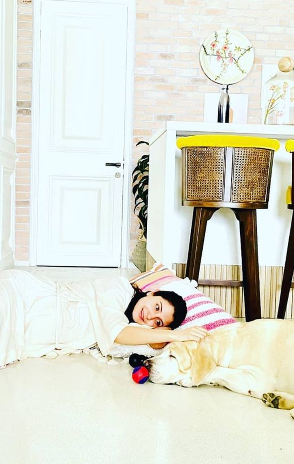 Anushka Sharma with Dude