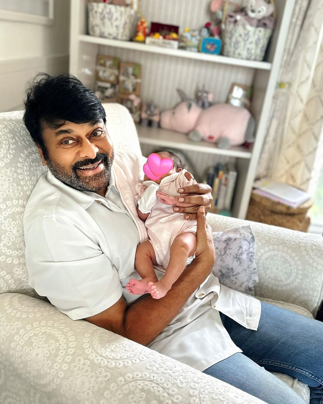 Chiranjeevi holds granddaughter
