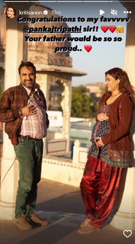 Kriti-Sanon-congratulates-Pankaj-Tripathi