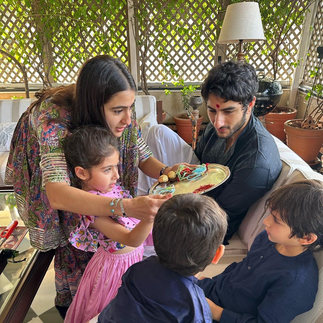 Sara Ali Khan ties Rakhi to her brothers