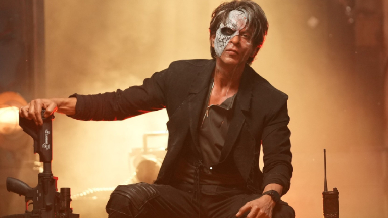 Shah Rukh Khan's mask look