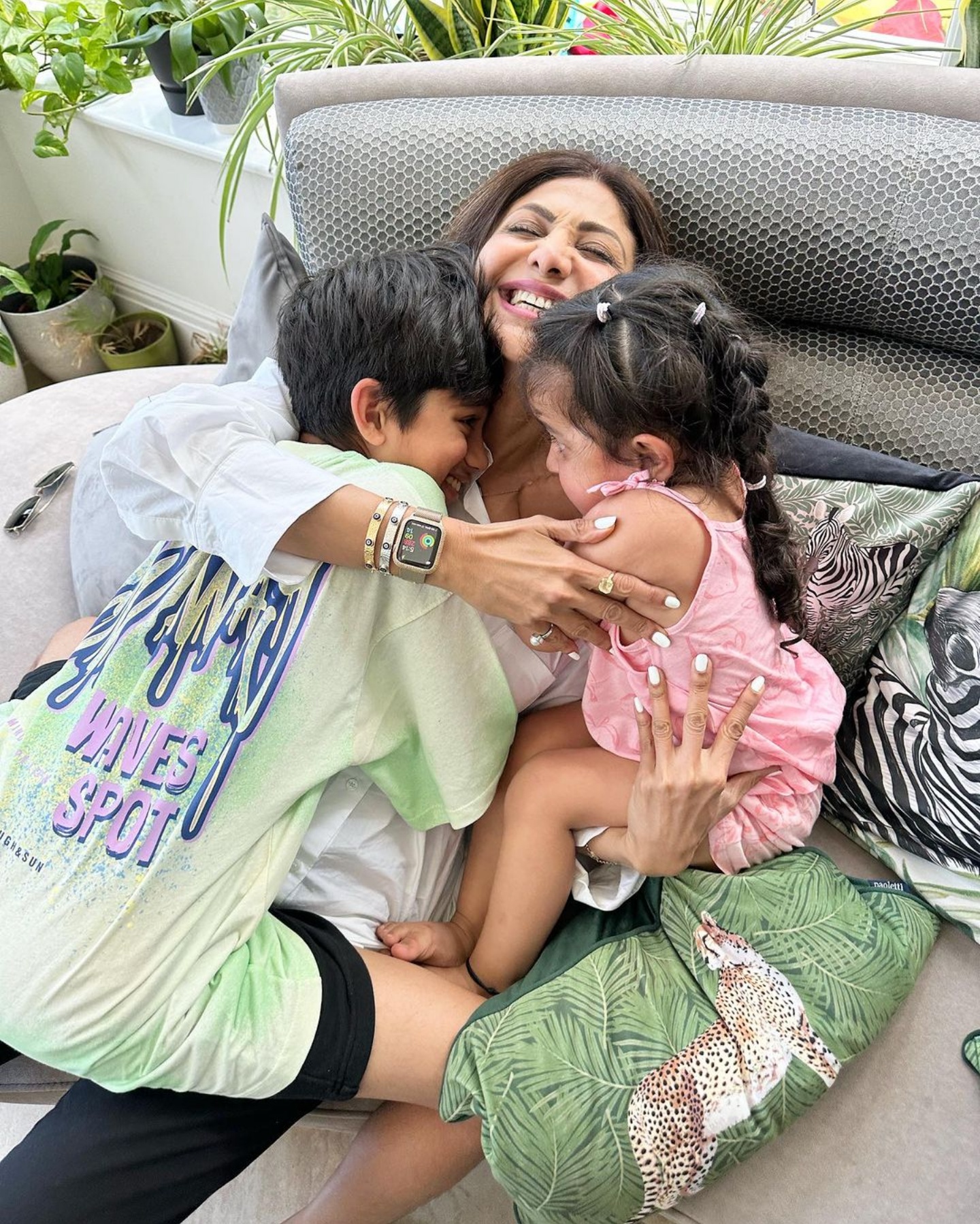 Shilpa Shetty with Viaan and Samisha