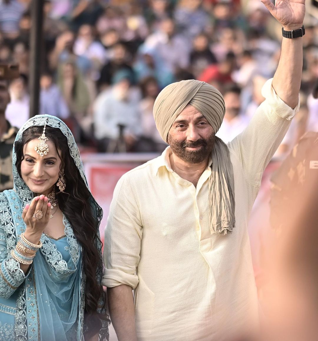 Sunny Deol and Ameesha Patel