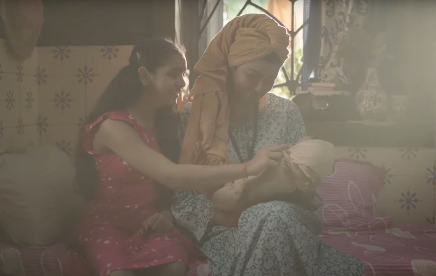 Maa hona koi gender nahi, feeling hai