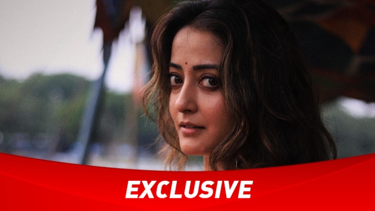 raima sen, the vaccine war,