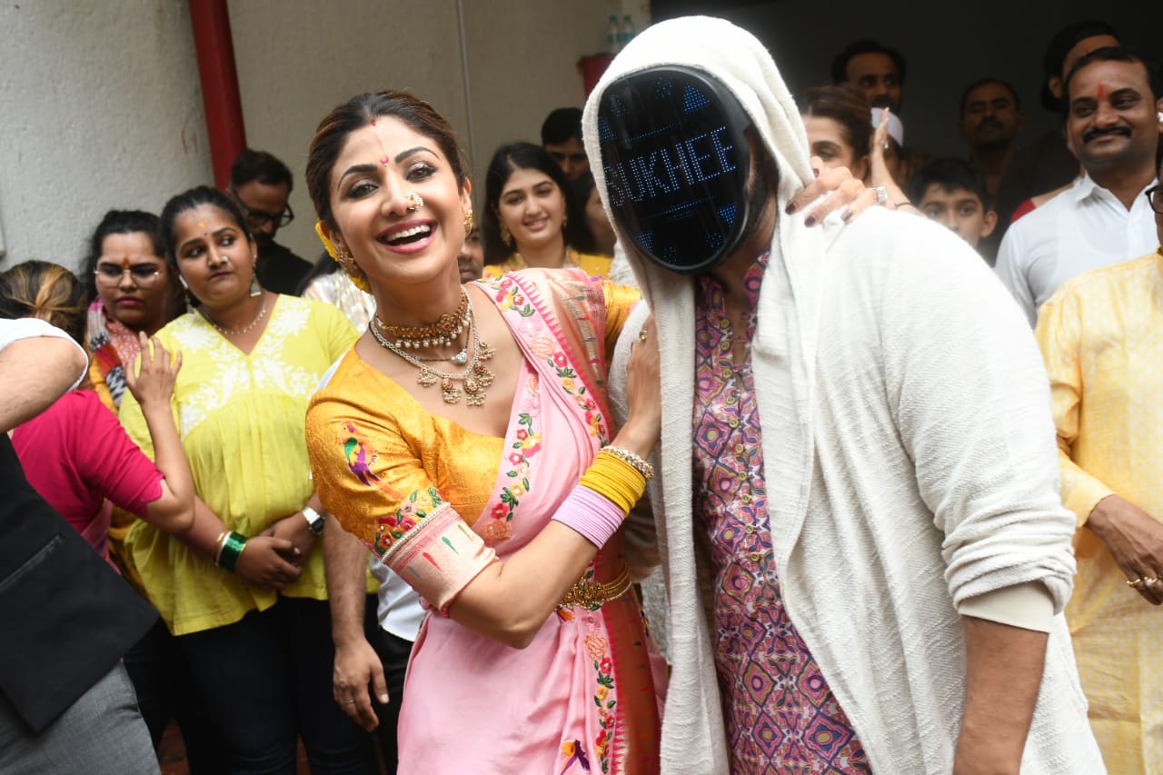 Raj Kundra promoting Sukhee
