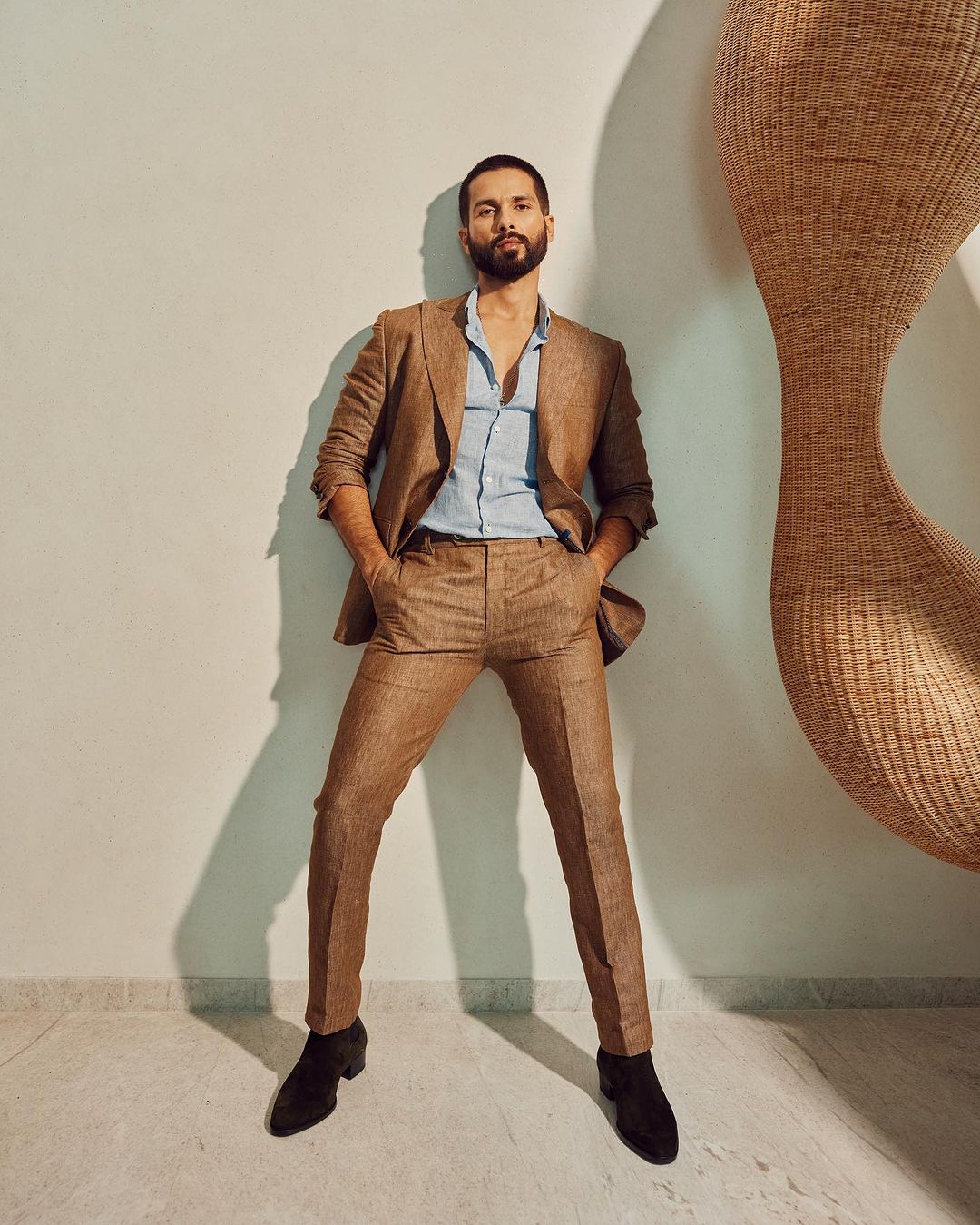 Shahid Kapoor dons the Haider look