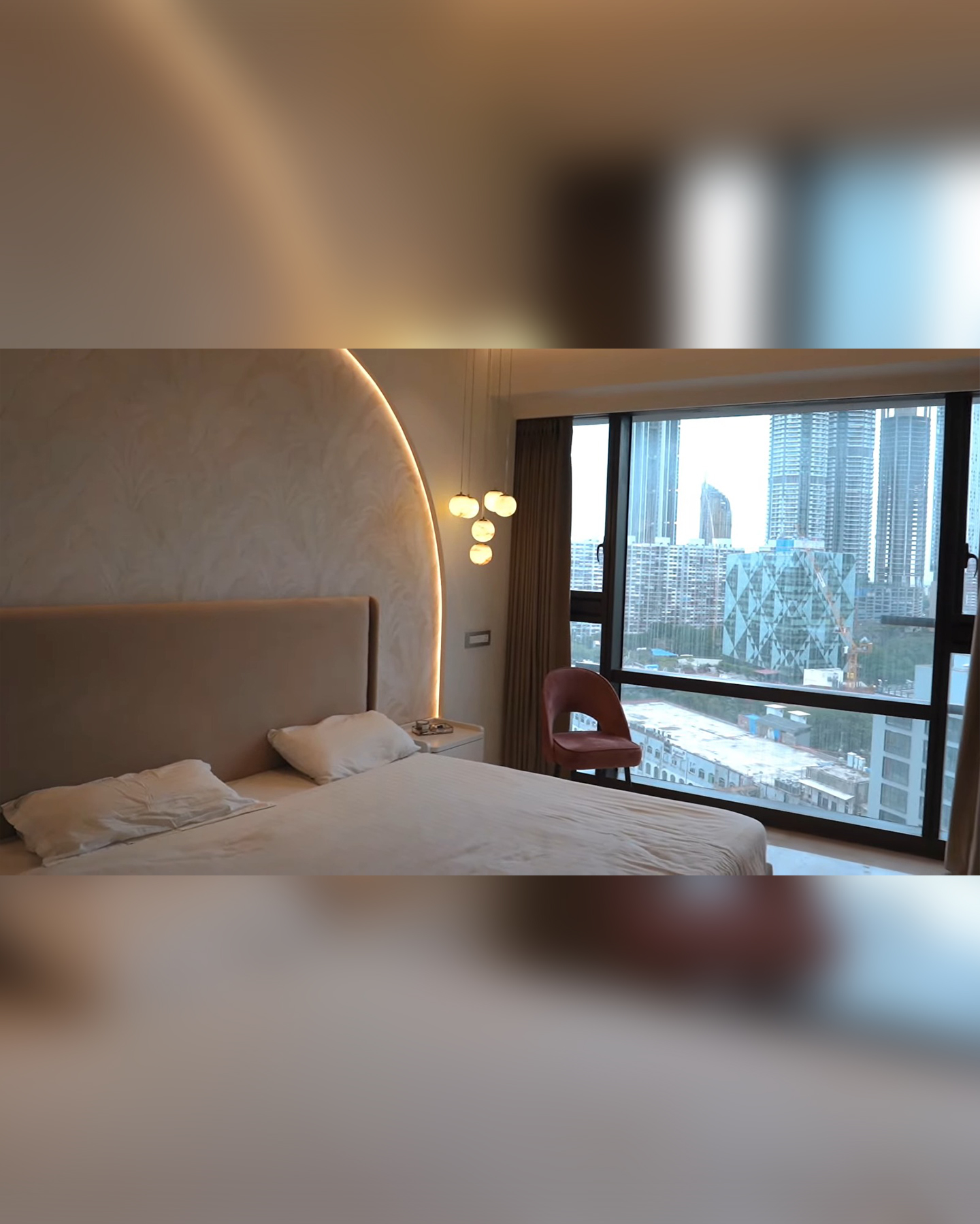 Gautam Gulati's bedroom