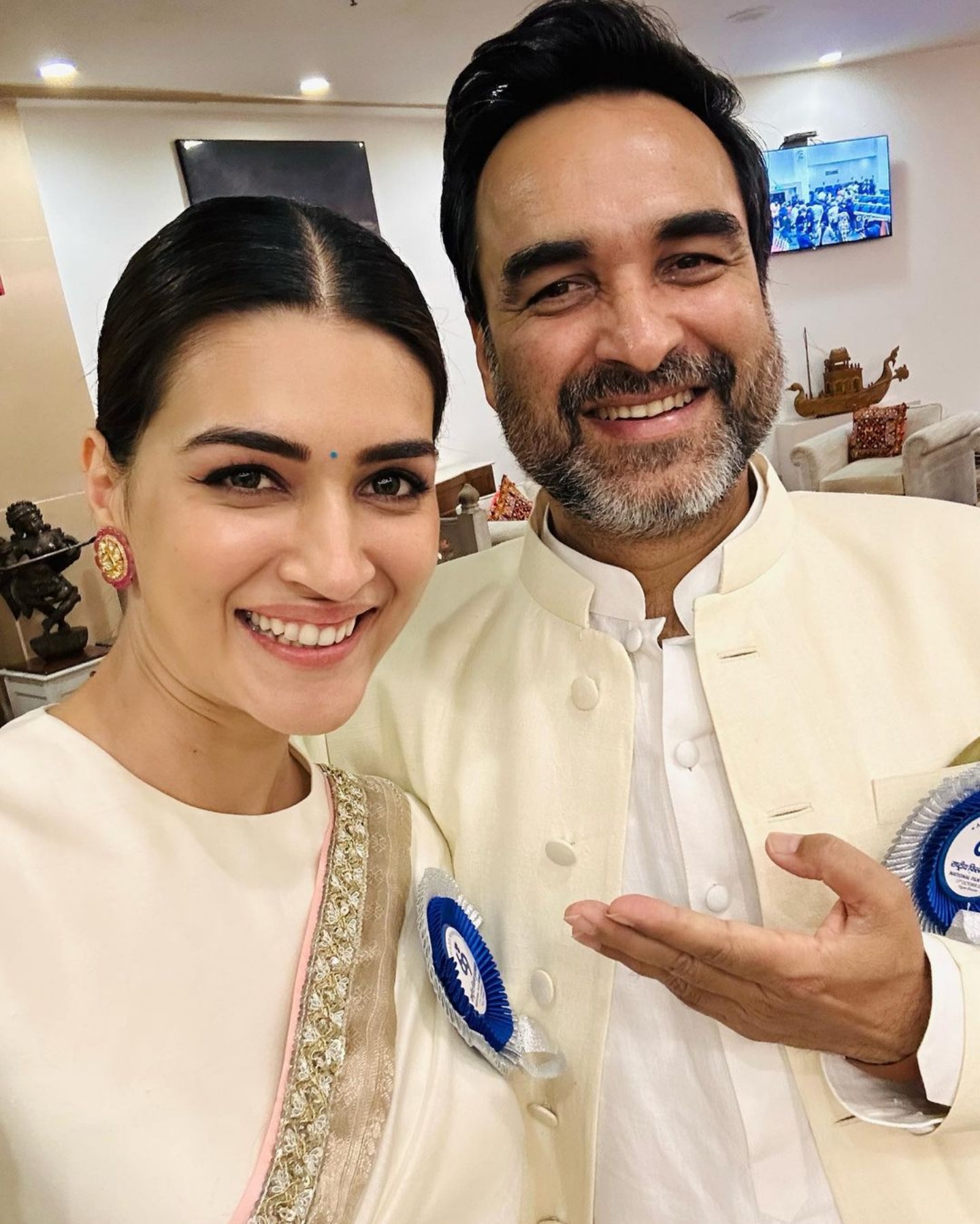Kriti Sanon with Pankaj Tripathi at the National Awards