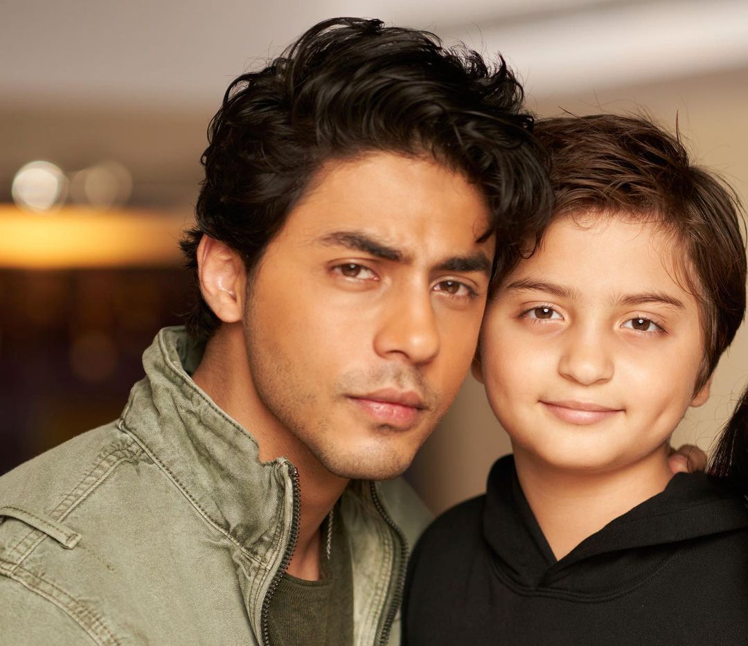 Aryan Khan shares pic with siblings