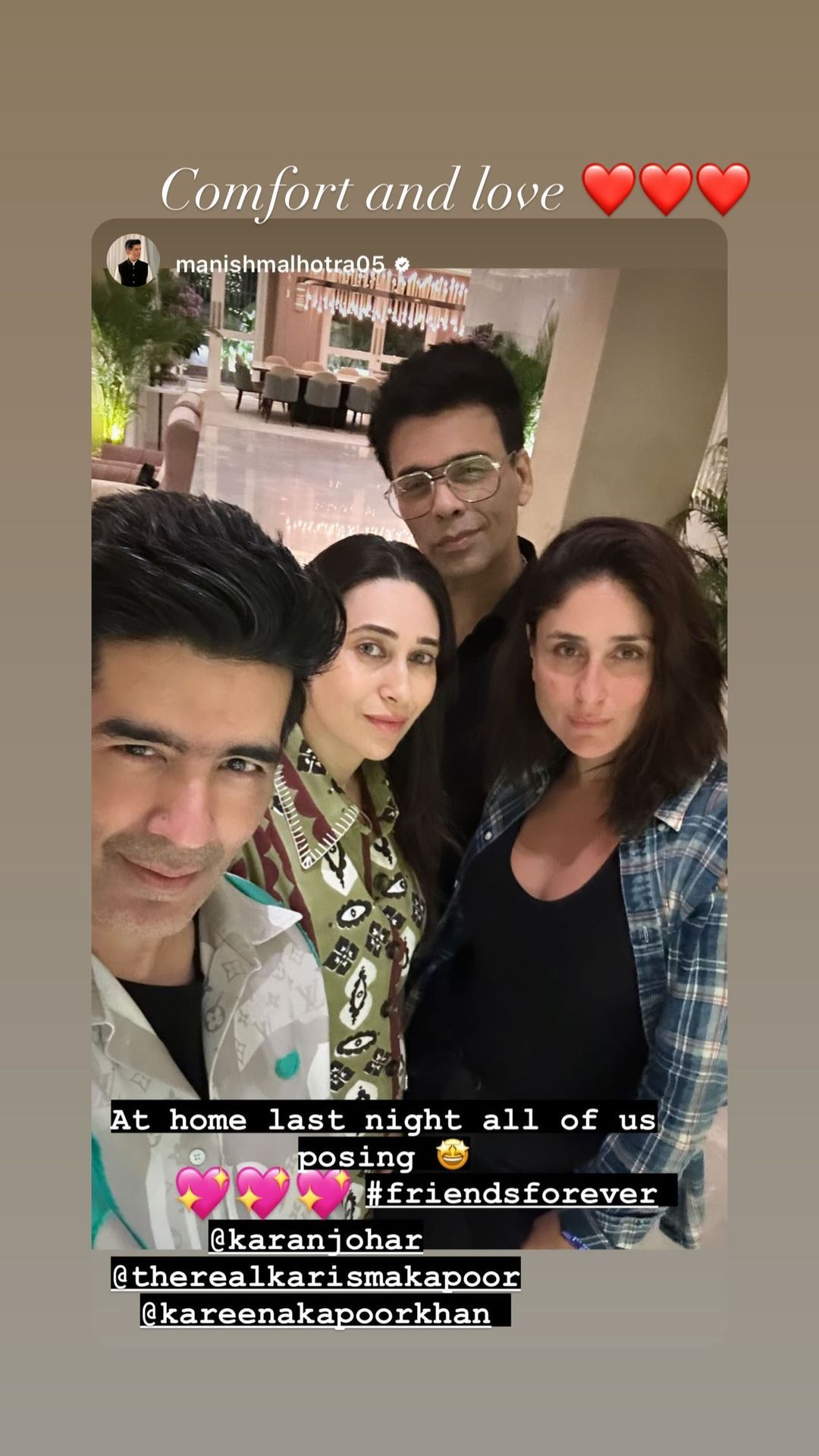 Kareena-Kapoor-at-Manish-Malhotras-residence