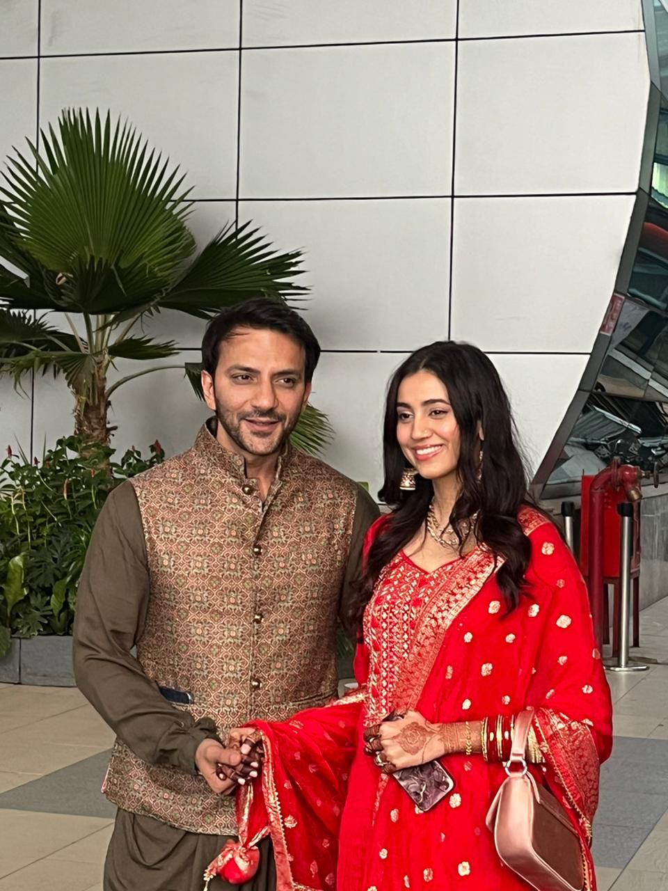 Newlyweds Ali Merchant and Andleeb Zaidi make first appearance post their wedding