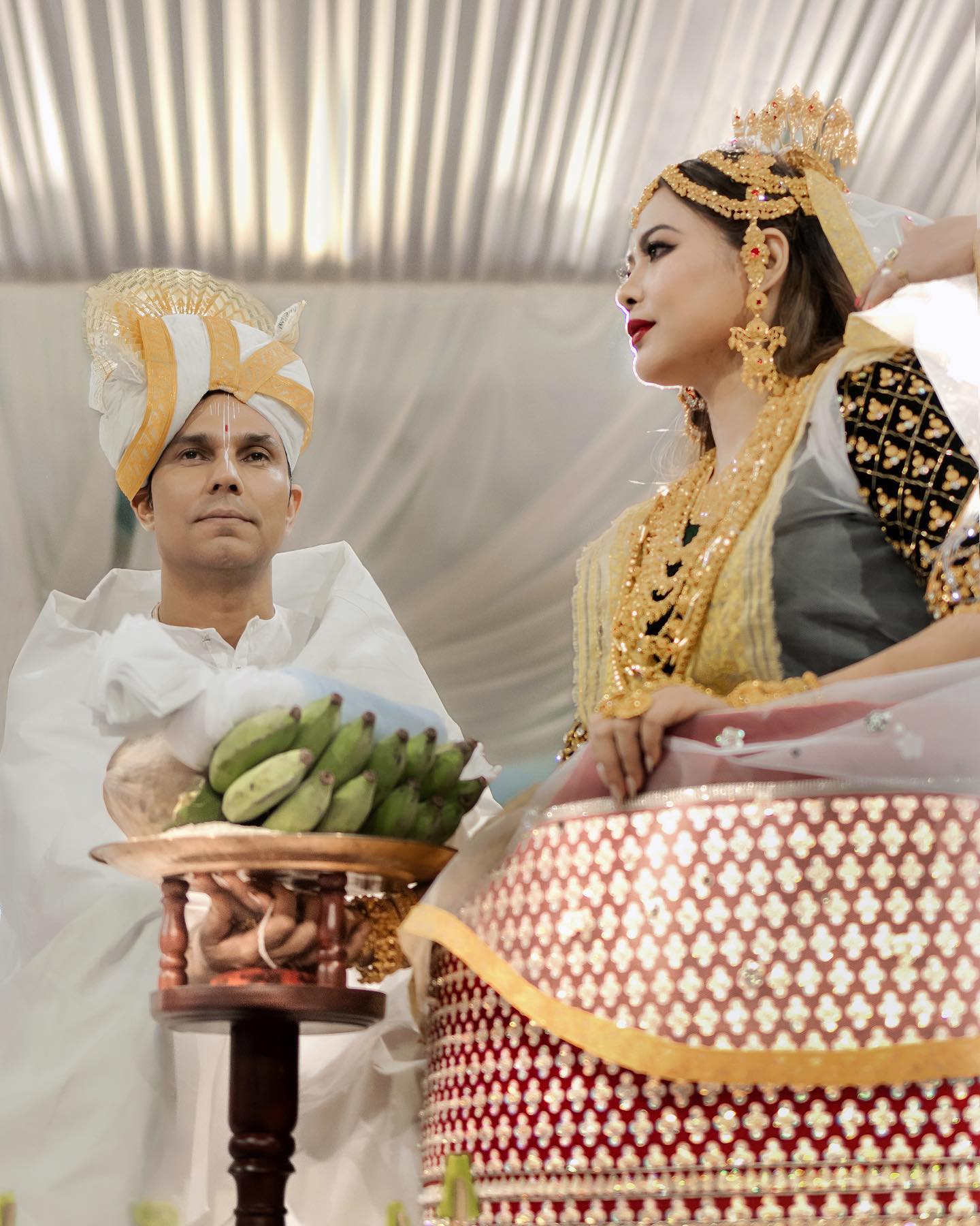 Randeep Hooda and Lin Laishram wedding pic