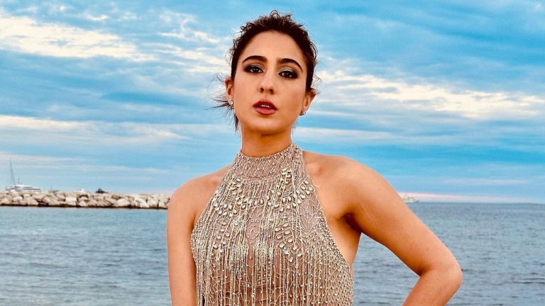 sara ali khan,