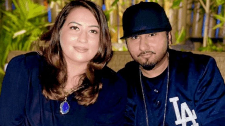 hiney singh granted divorce.