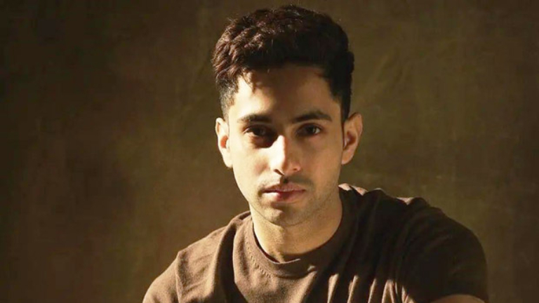 agastya nanda, ekkis,