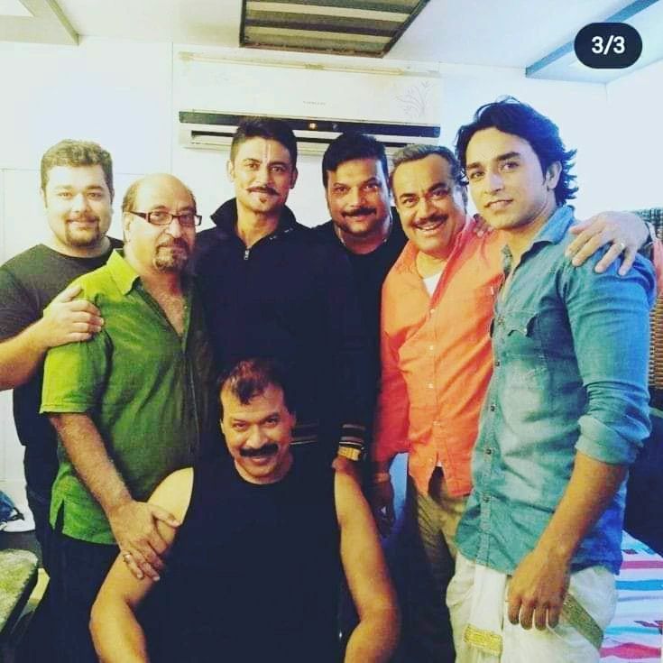 Dinesh Phadnis with CID team