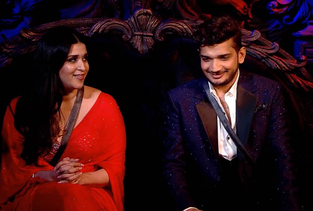 Mannara Chopra and Munawar Faruqui