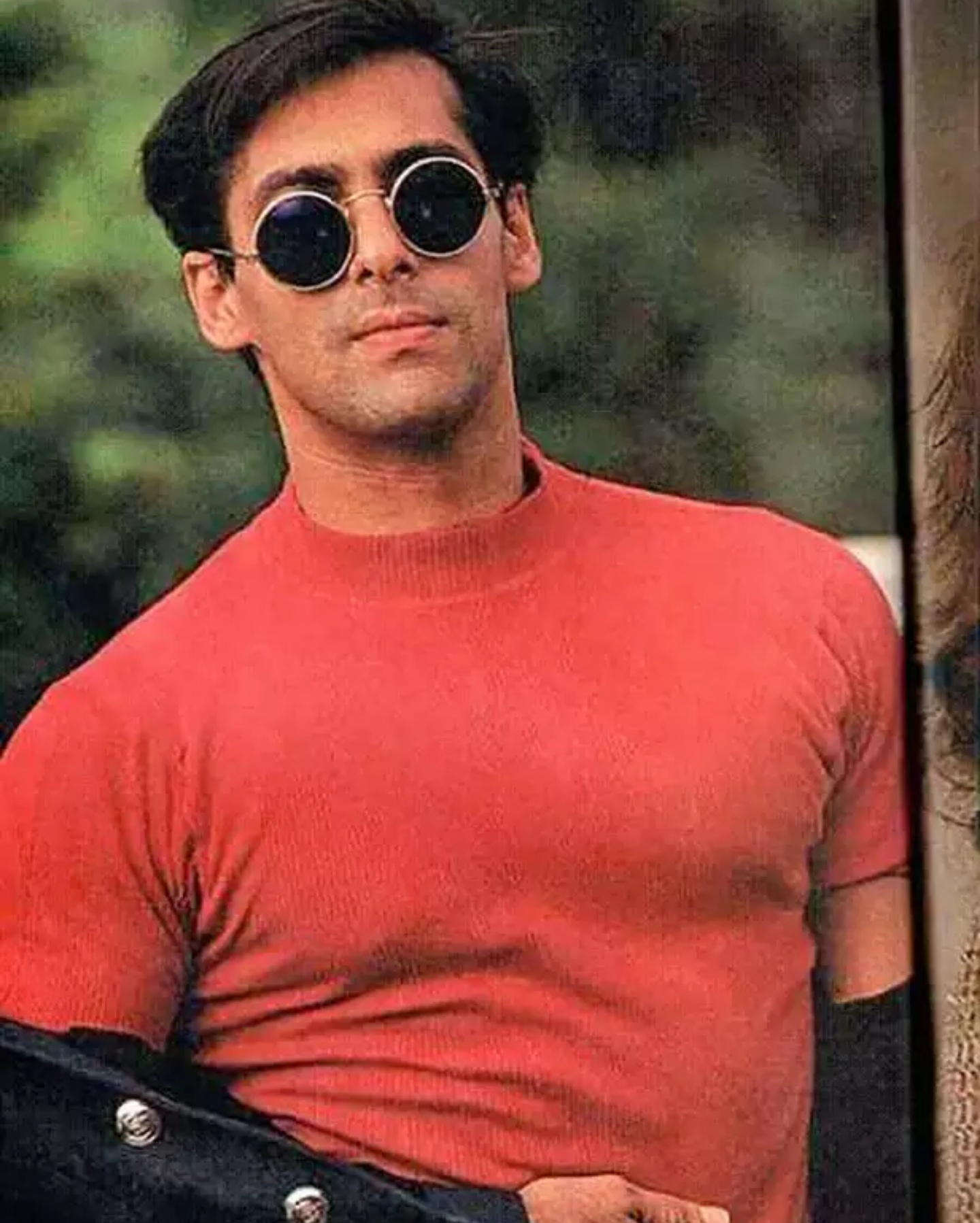 Salman Khan just being too hot to handle!