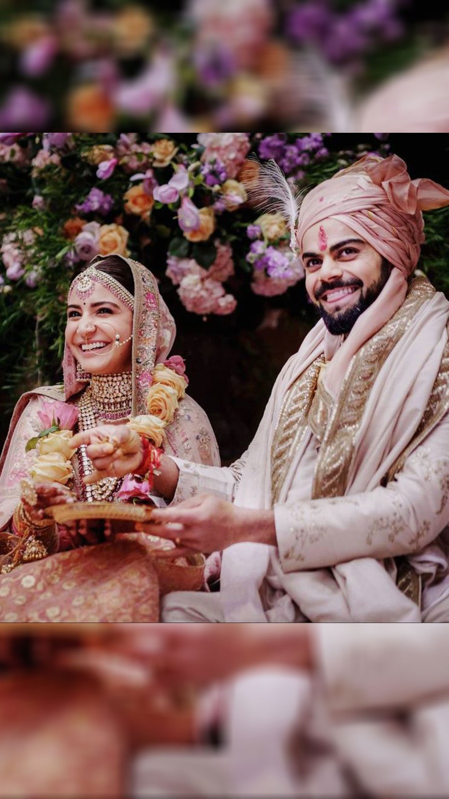 virat kohli wedding dress designer anushka sharma and virat kohli in their wedding dress by sabrasachi kurta and lehenga