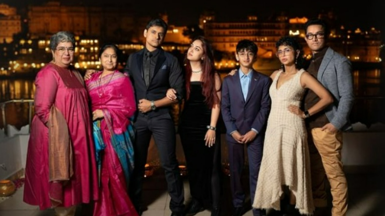 Ira Khan and Nupur Shikhare with family members