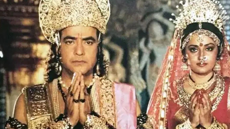 Jeetendra and Jaya Prada in Lav Kush’