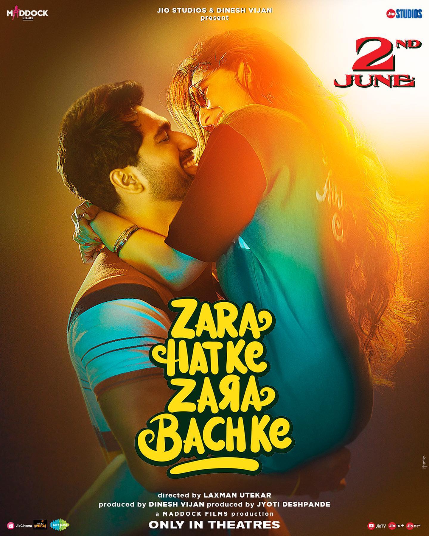 Zara Hatke Zara Bachke