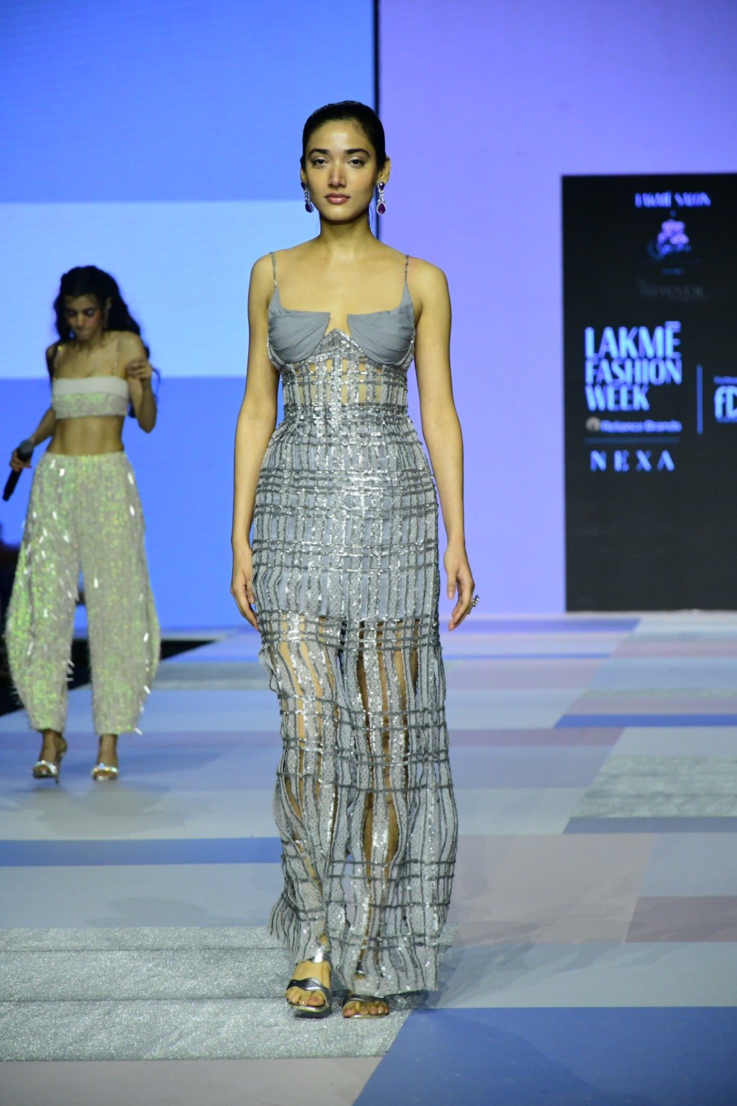 Medha Shankr turns showstopper for Paras & Shalini Present Elemental Symphony at Lakme Fashion Week Day 3