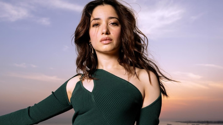 tamannaah bhatia, tamannaah bhatia summoned, unauthorised streaming of ipl 2023, tamannaah bhatia legal trouble, tamannaah bhatia ipl 2023, tamannaah bhatia unauthorised streaming of ipl 20