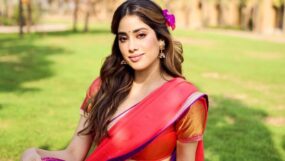 janhvi kapoor, mr and mrs mahi, janhvi on her team, janhvi on entourage cast, janhvi cast, janhvi on bollywood team, janhvi in mr and mrs mahi