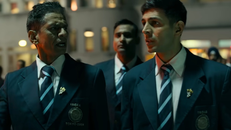 Kartik Aaryan and Vijay Raaz in Chandu Champion