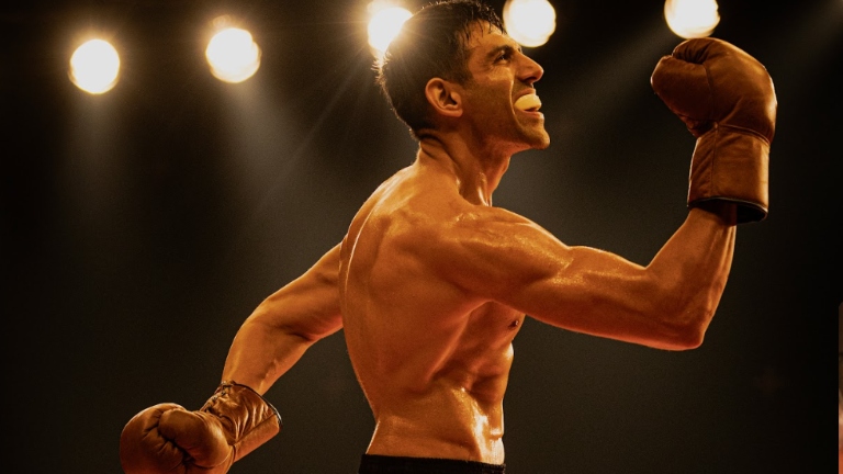 Kartik Aaryan as a boxer in Chandu Champion