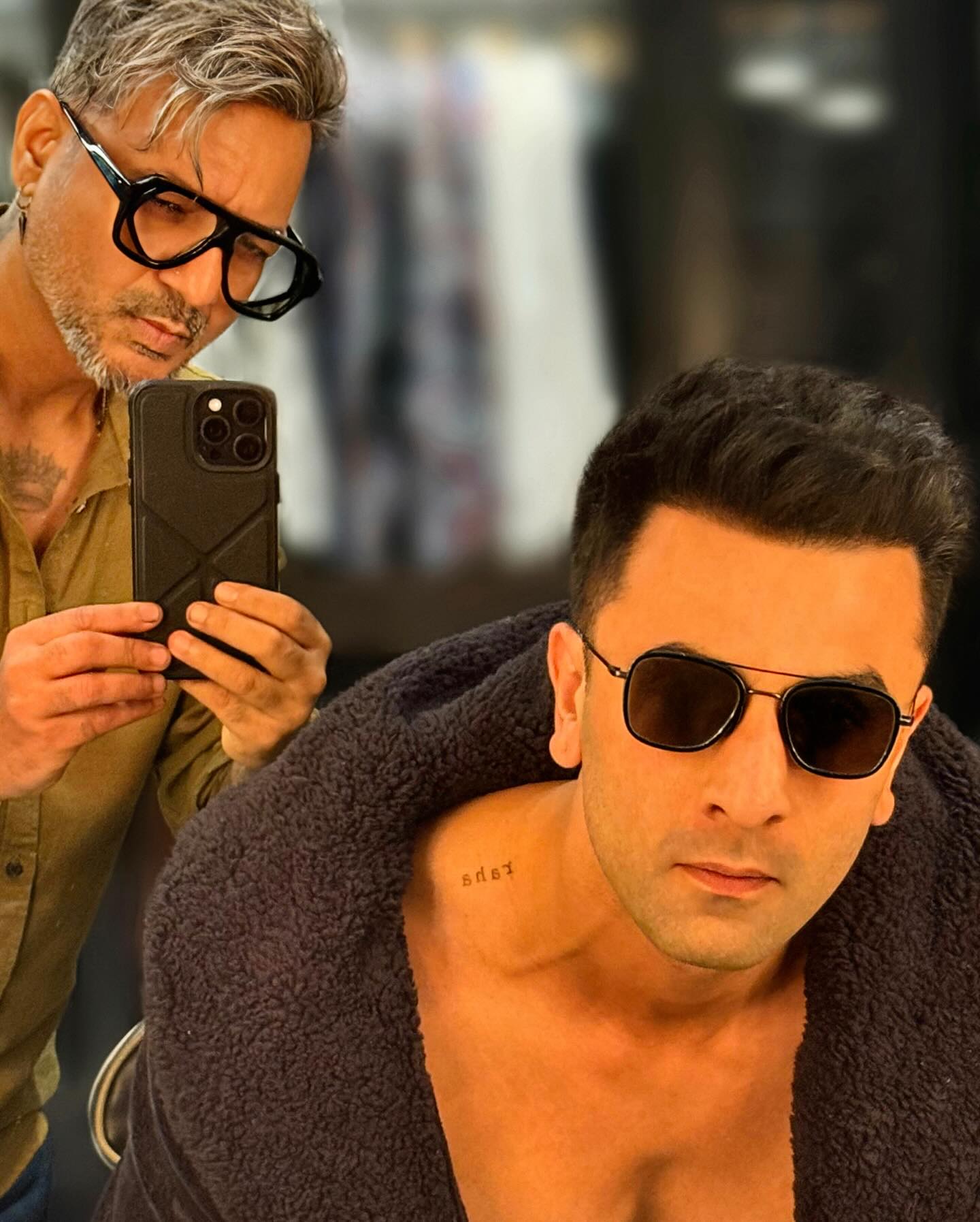 Ranbir Kapoor flaunts his new tattoo