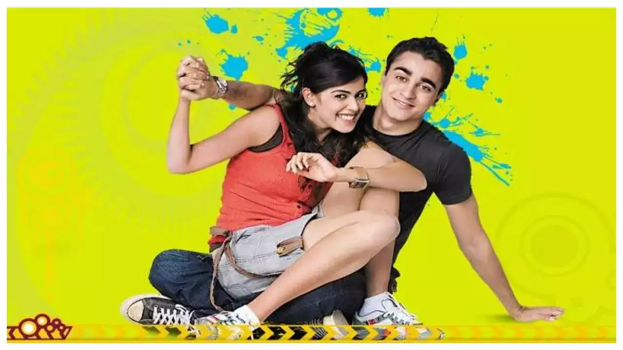 Genelia D'Souza and Imran Khan in Jaane Tu Ya Jaane Na