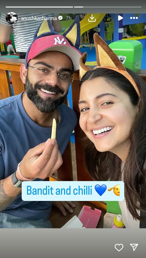 Anushka Sharma poses with Virat Kohli