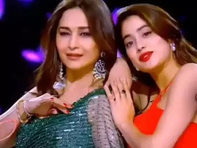 Janhvi Kapoor and Madhuri Dixit