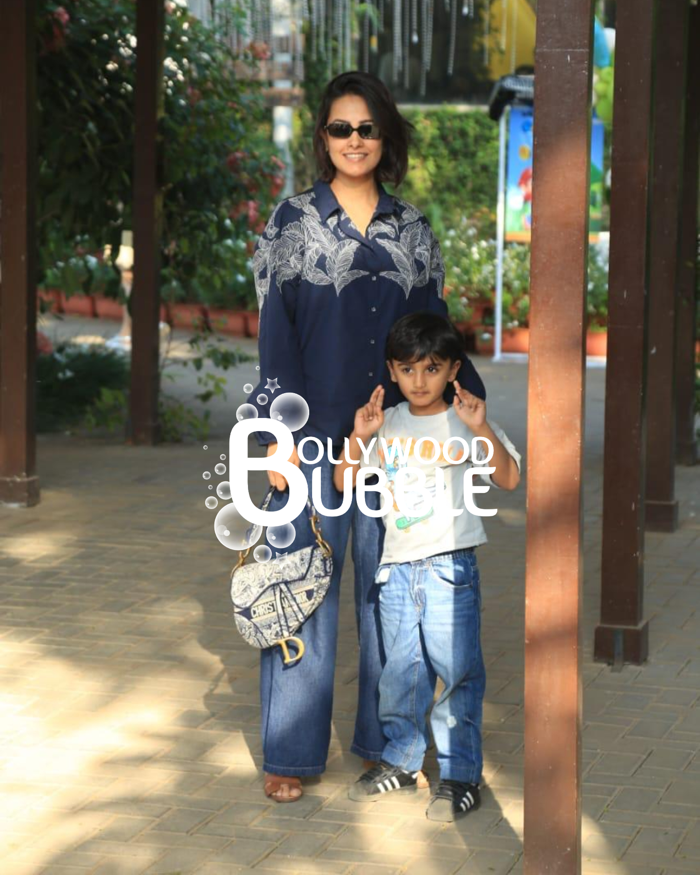 Anita Hassanandani with child at Randhir Kapoor's birthday celebrations