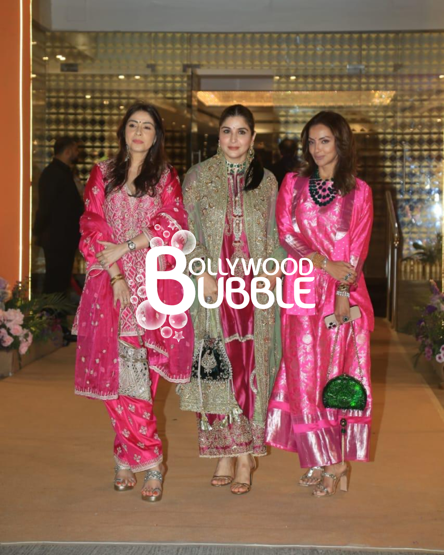 Bhavna Pandey, Maheep Kapoor & Seema Kiran Sajdeh at Aadar Jain & Alekha Advani's Mehendi Sundowner