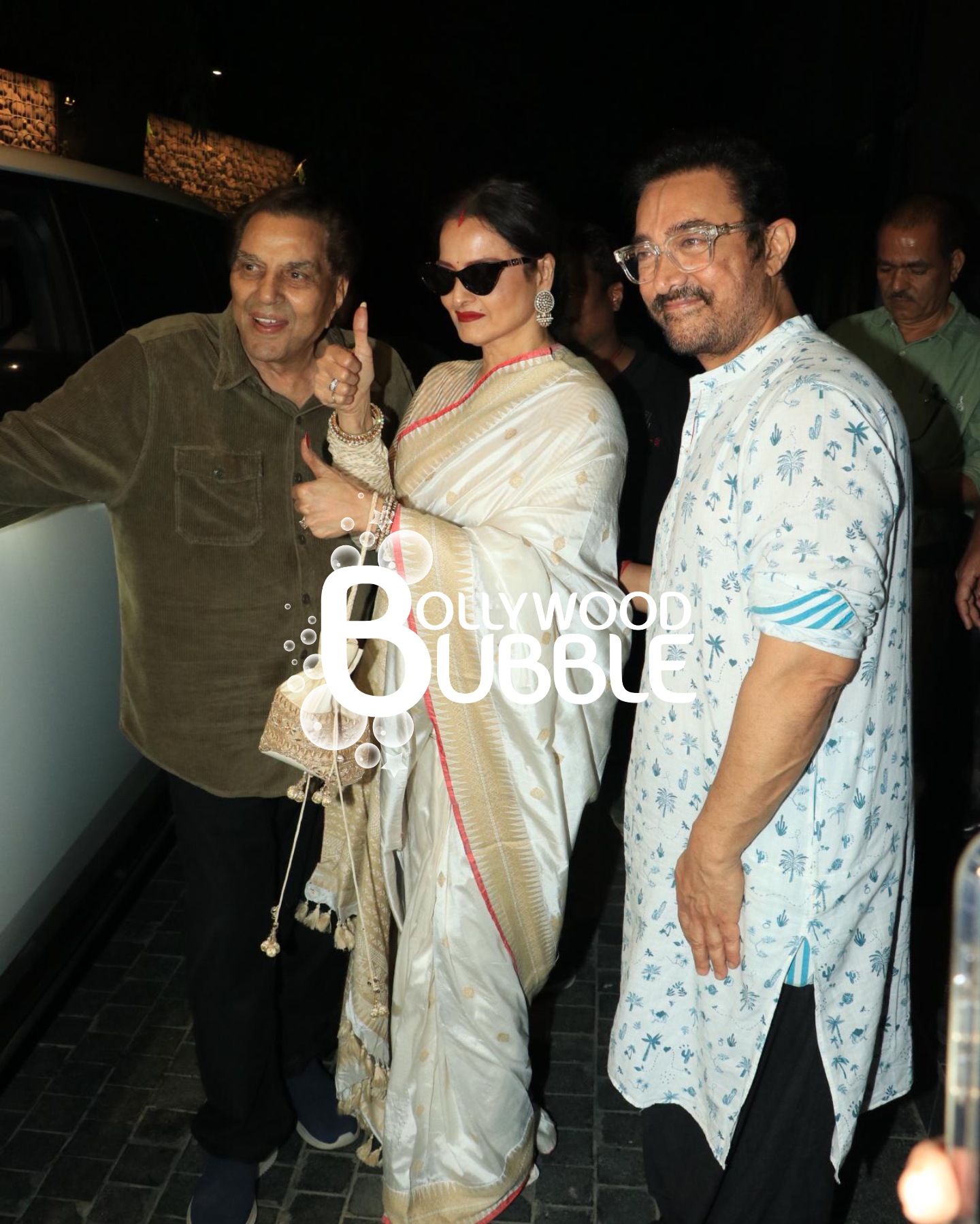 Dharmendra, Rekha and Aamir Khan at Loveyapa screening