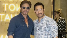 Aamir Khan reveals gossiping with Shah Rukh Khan