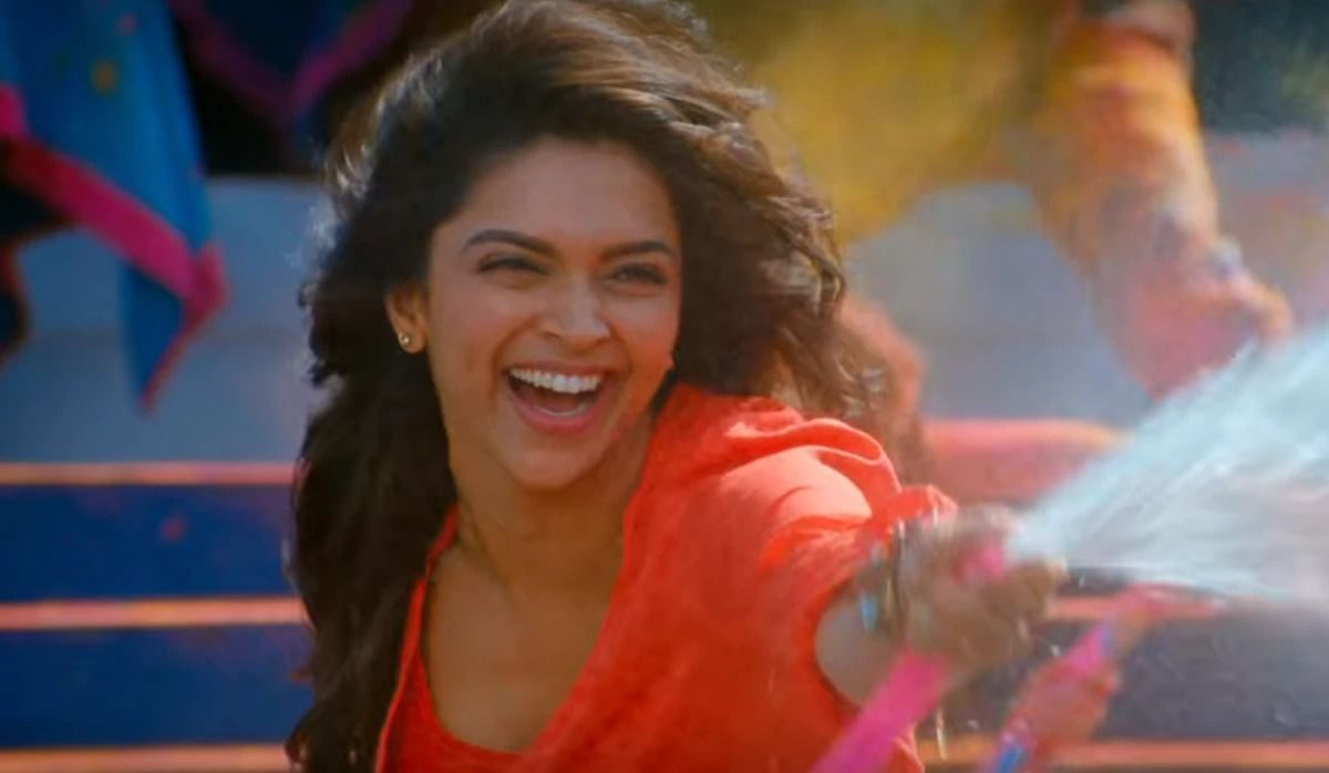 Deepika in balam pichkari