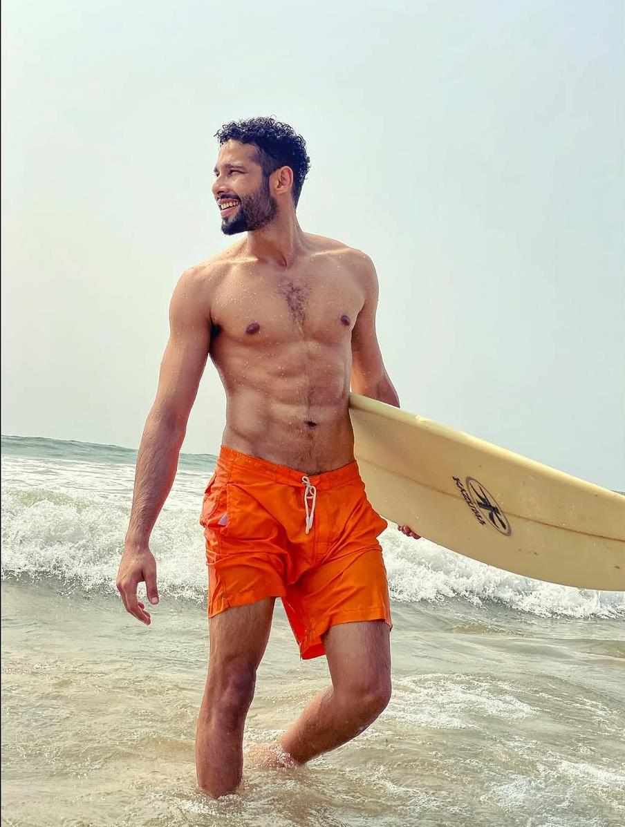 Siddhant Chaturvedi Toned Physiques